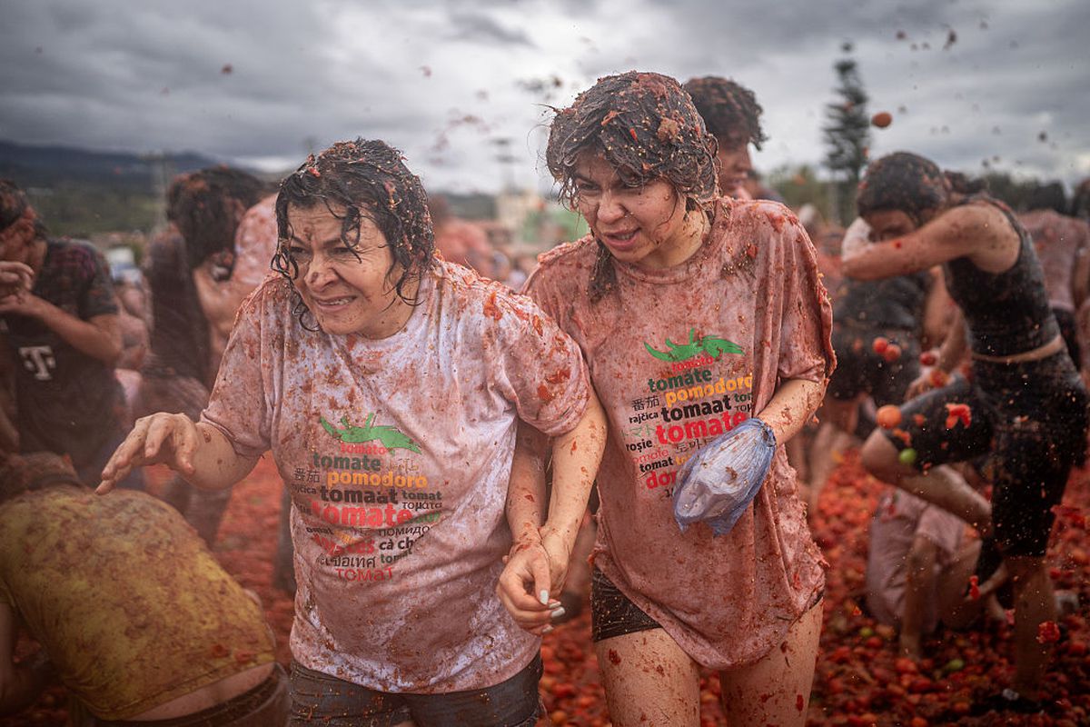 Au deschis stadionul pentru cel mai nebun festival din lume! Tradiția împrumutată din Spania, dusă la alt nivel