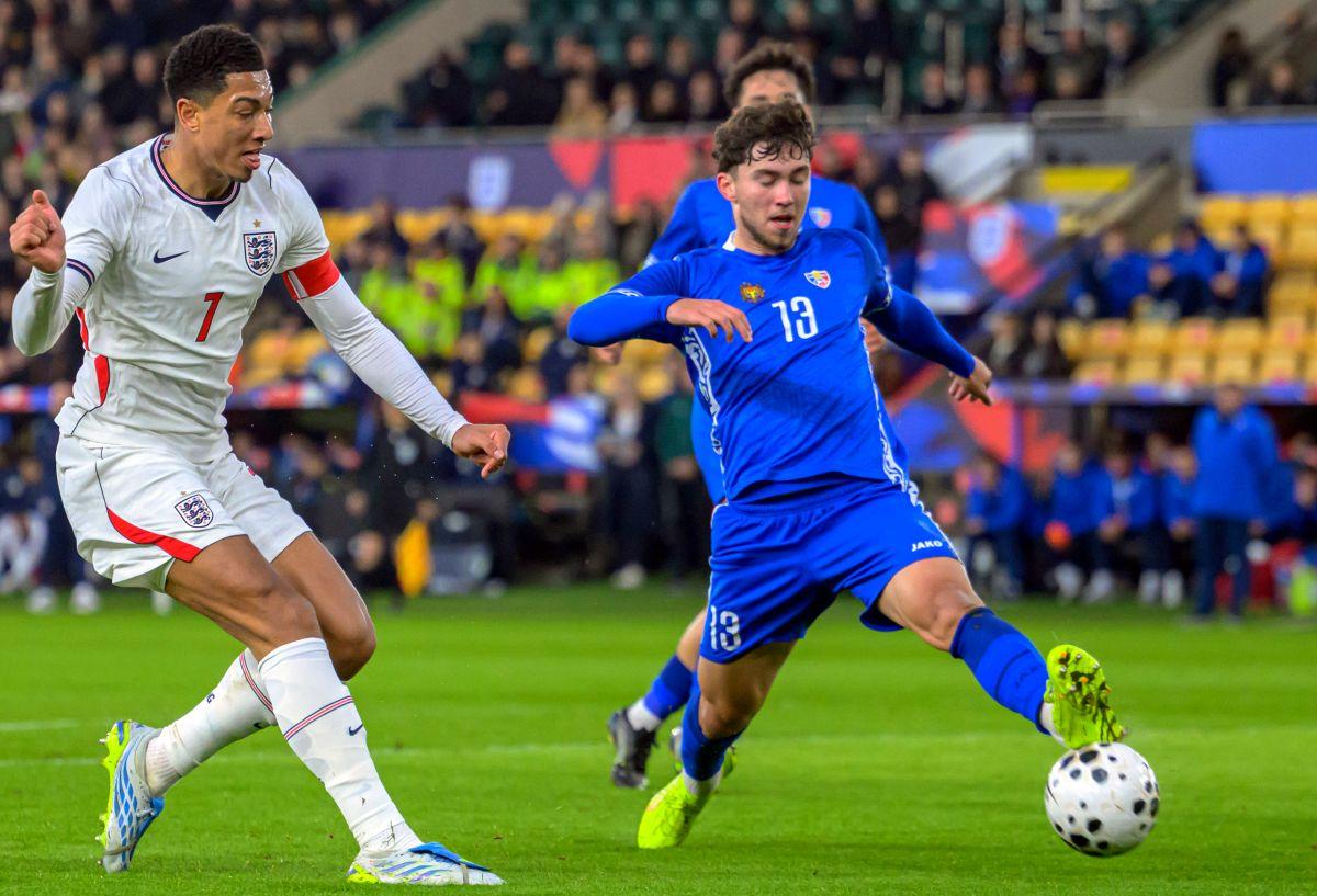 Ce fotbalist pierde FRF! A impresionat la Barcelona și tocmai a debutat în naționala altei țări: în 2022, evoluase în culorile României