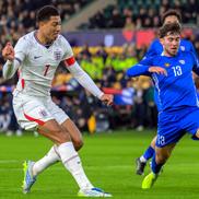 Leonard Saca în tricoul Moldovei U21, în amicalul din martie cu Anglia. Aici, în duel cu  Jobe Bellingham / FOTO: Imago Images