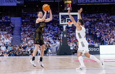 Surpriză imensă în baschet! După ce a jucat finala Euroligii, Real Madrid a fost eliminată în „sferturile” ligii spaniole