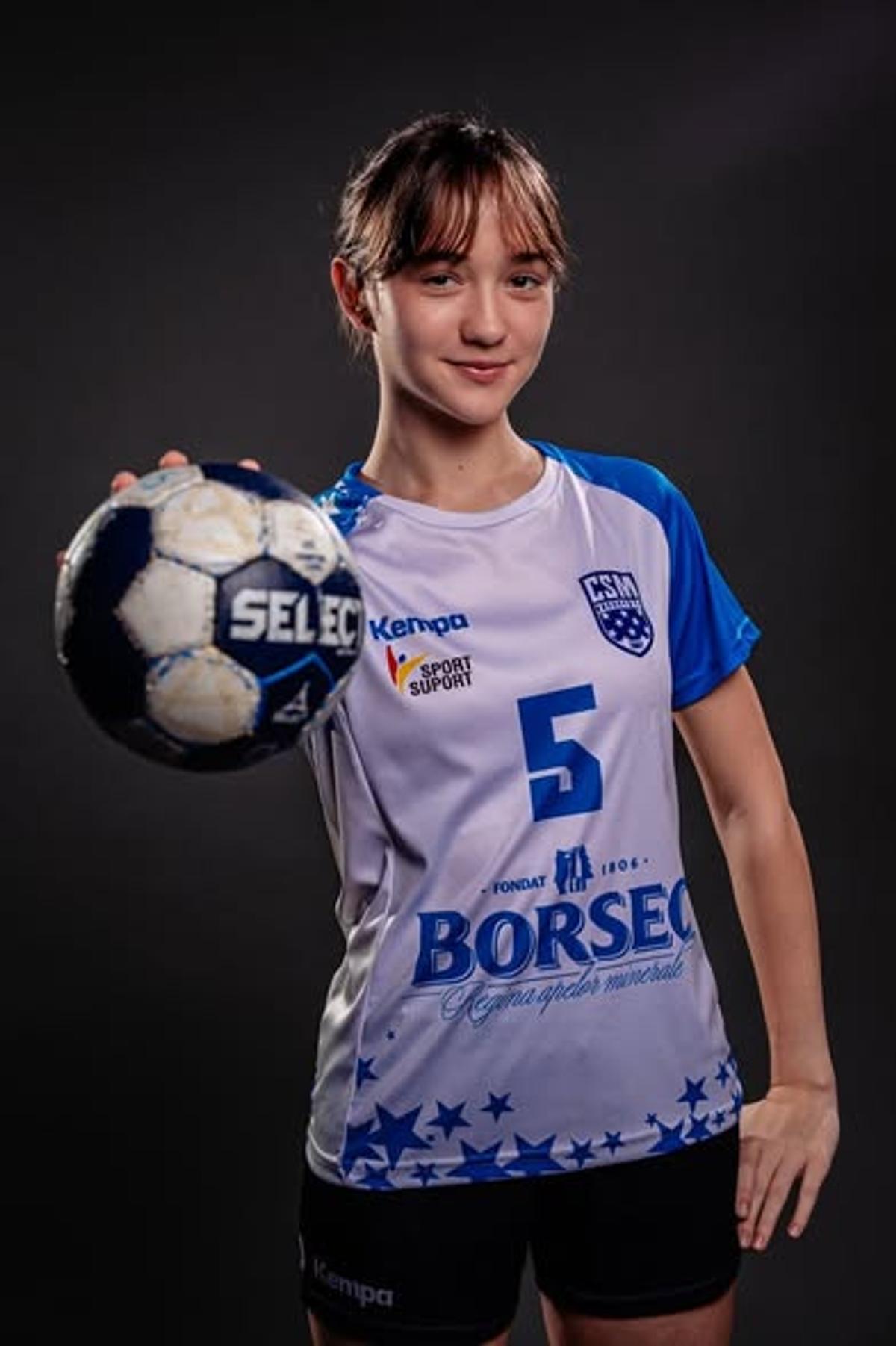 Ele sunt junioarele care au dus-o pe CSM București în finala EHF Youth Club Trophy