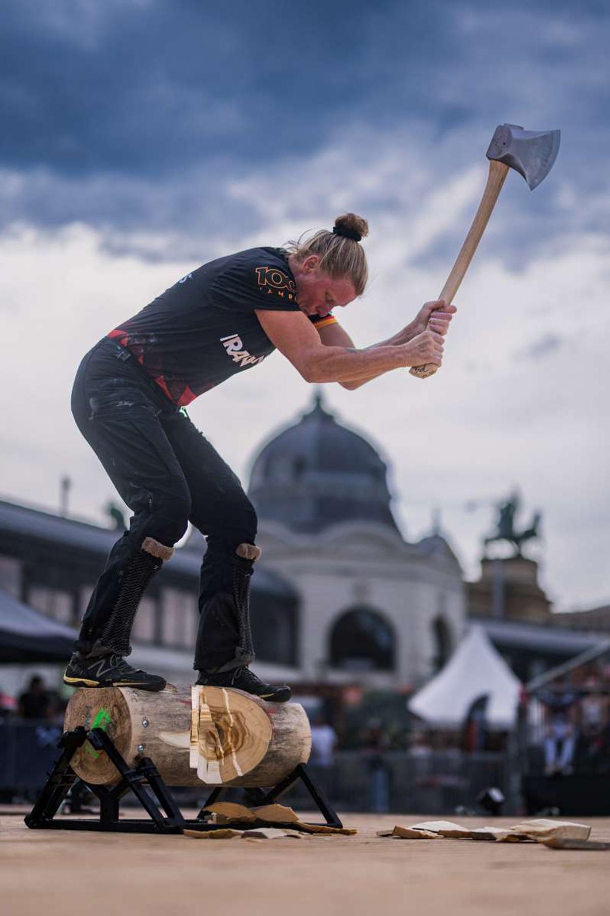 Cupa mondială feminină la tăiat lemne - Budapesta