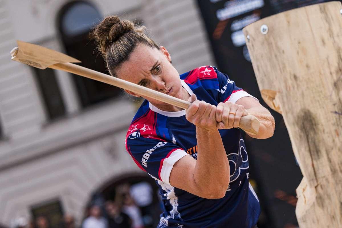Cupa mondială feminină la tăiat lemne - Budapesta