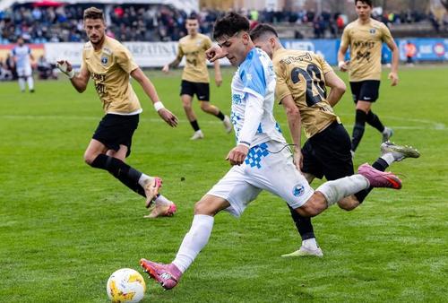 Ricardo Pădurariu își prelungește contractul cu FCSB