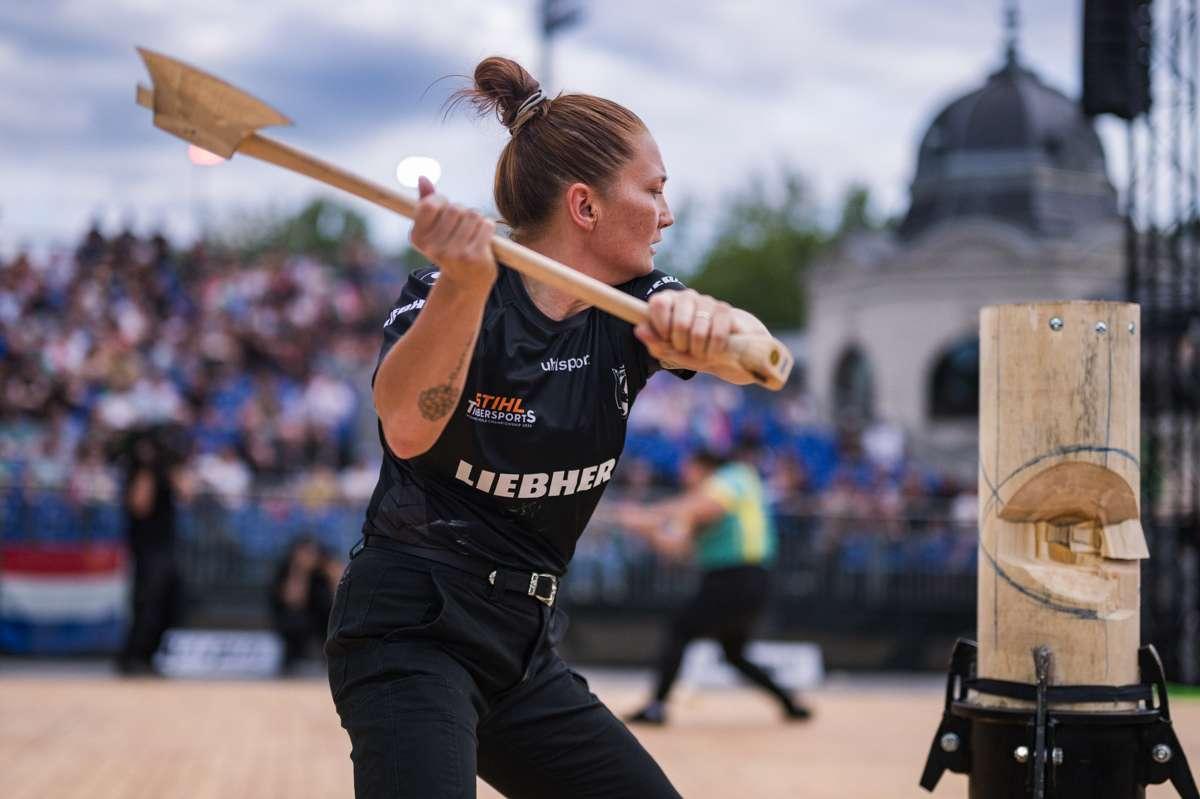 Cupa mondială feminină la tăiat lemne - Budapesta