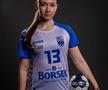Ioana Petrec - inter dreapta