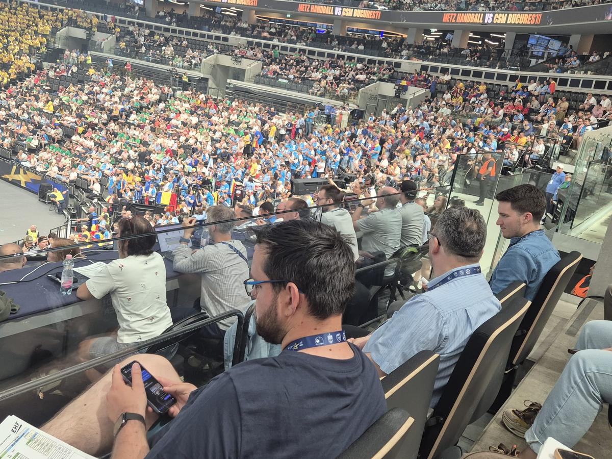 Nu e totul perfect nici în sala de 230 milioane din Budapesta » Problema depistată în MVM Dome, la Final Four-ul cu 3000 de români