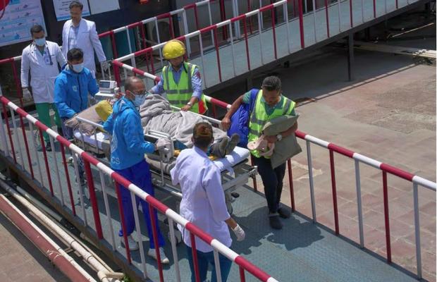 L-au considerat mort, familia i-a organizat înmormântarea, dar a supraviețuit uluitor » A fost găsit de oamenii care veniseră să strângă gunoaiele