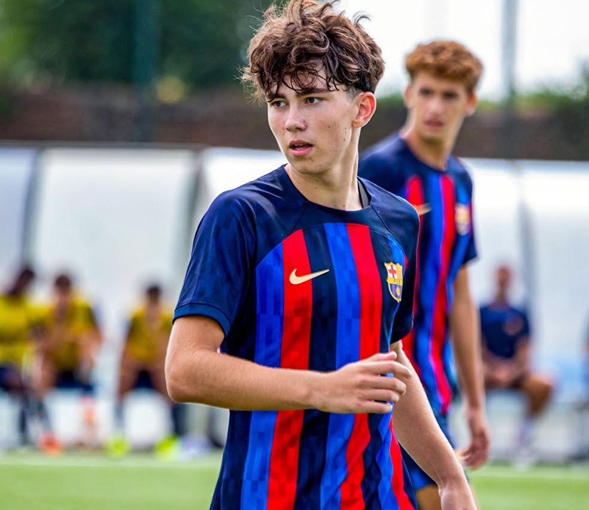 Ce fotbalist pierde FRF! A impresionat la Barcelona și tocmai a debutat în naționala altei țări: în 2022, evoluase în culorile României