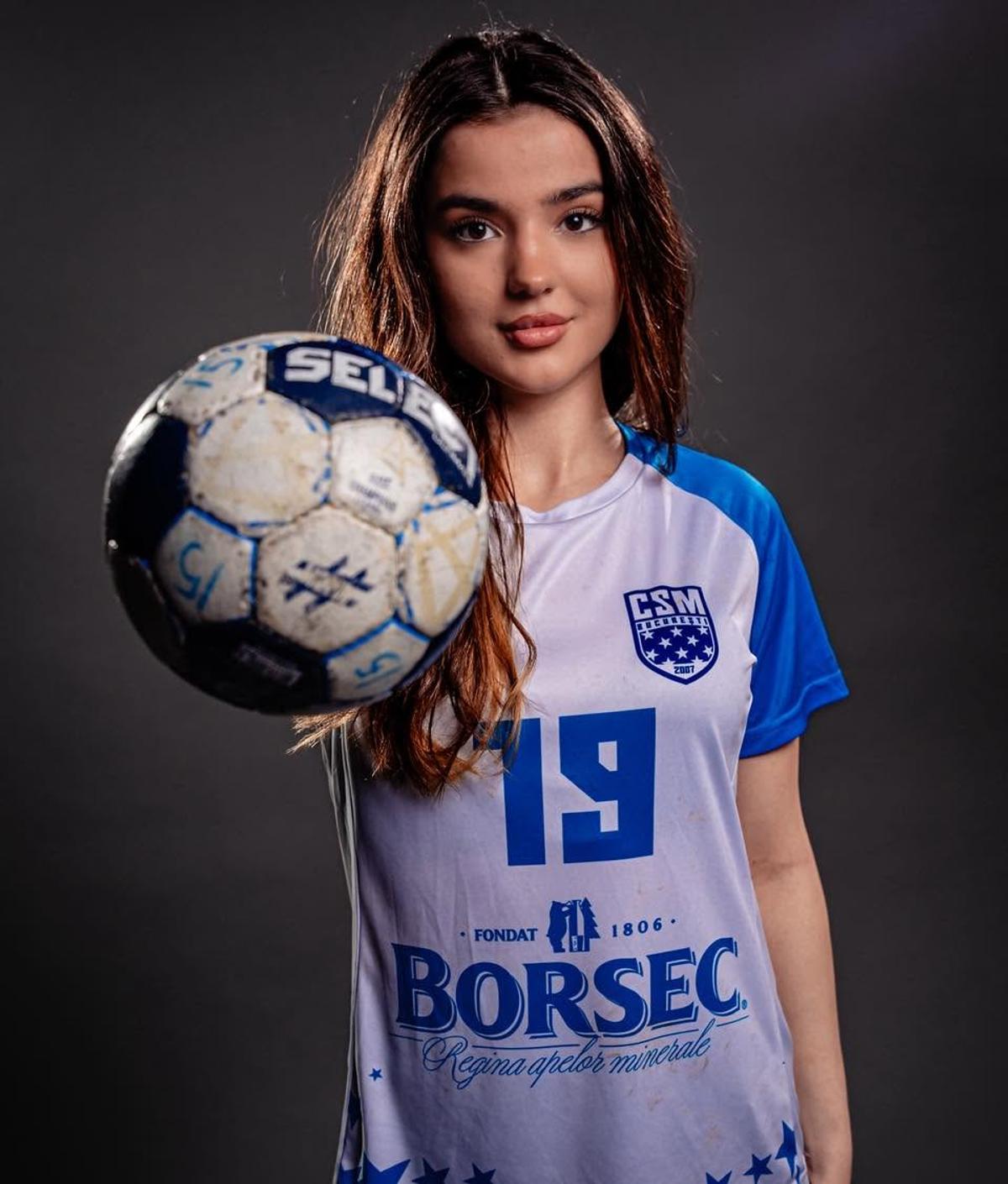 Ele sunt junioarele care au dus-o pe CSM București în finala EHF Youth Club Trophy