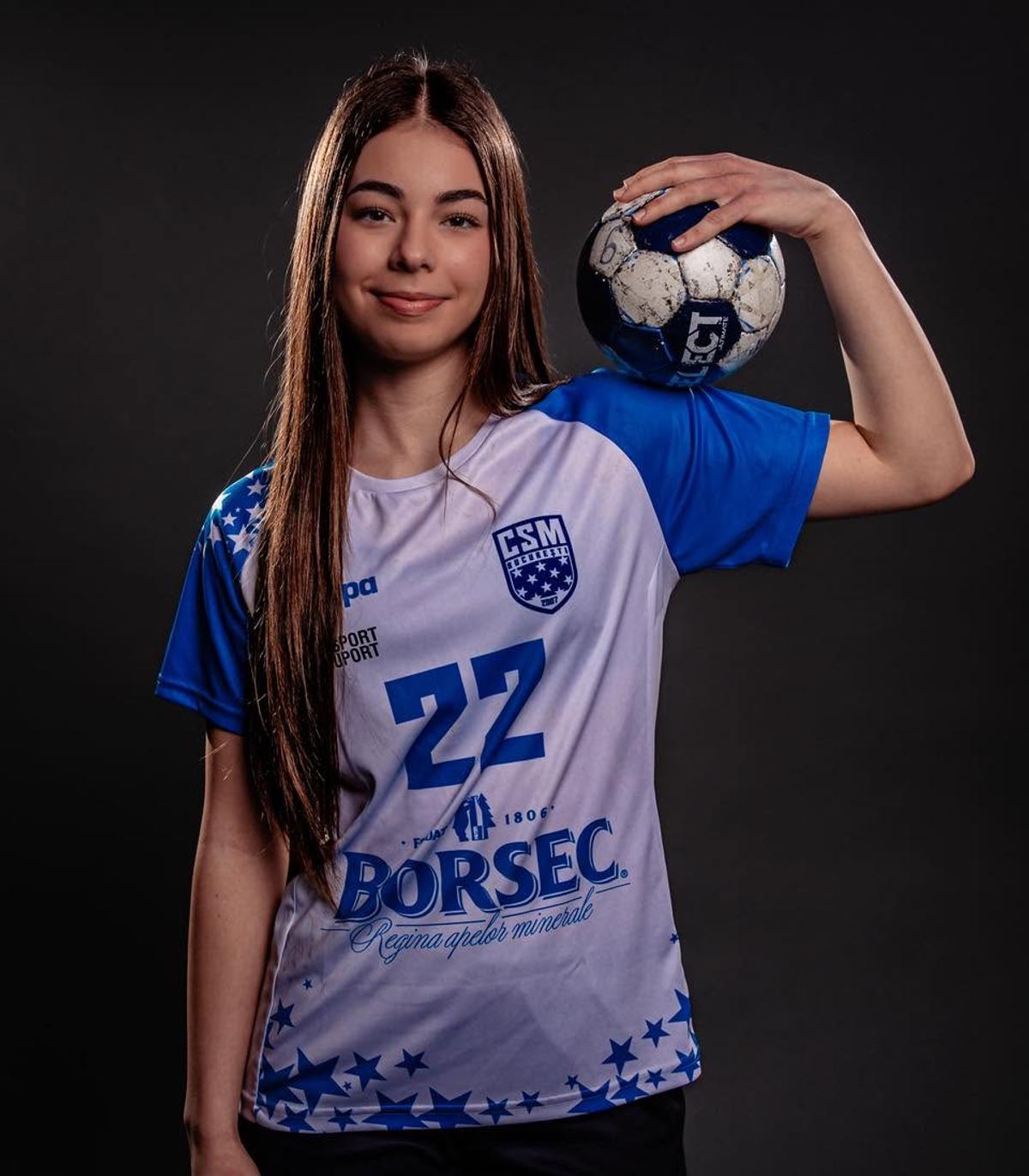 Ele sunt junioarele care au dus-o pe CSM București în finala EHF Youth Club Trophy