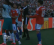 Rafael Leao, eliminat după o altercație cu un adversar // Capturi foto: X