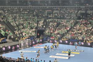 Metz - CSM București, semifinala Ligii Campionilor la handbal » GSP transmite de la Budapesta: Multe greșeli în startul partidei