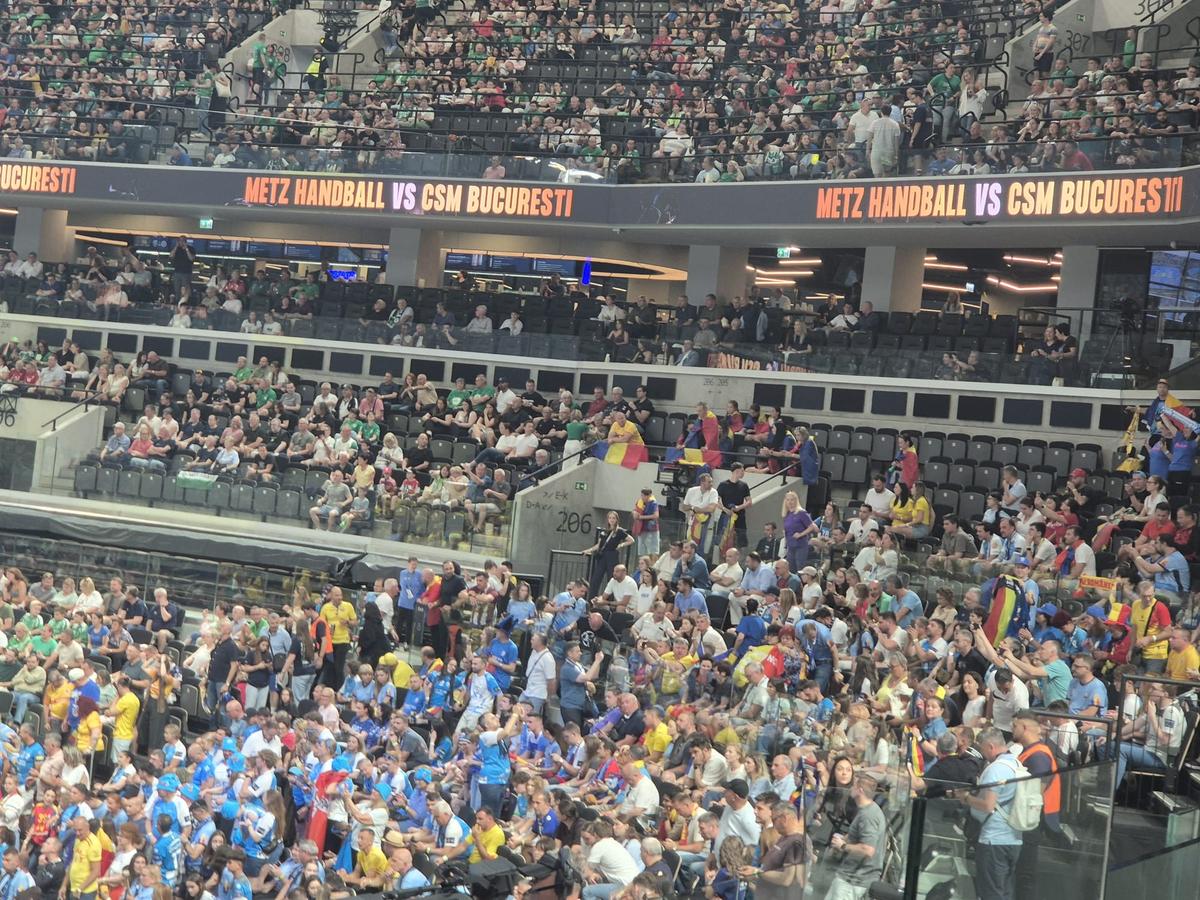 Atmosferă Metz - CSM București, Final Four în MVM Dome