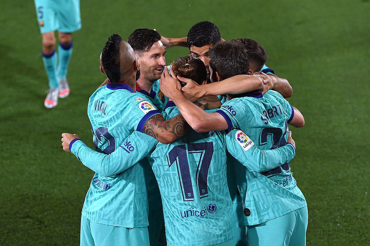 VIDEO + FOTO Barcelona continuă urmărirea lui Real Madrid! Victorie clară cu Villarreal + Suarez și Griezmann, goluri de generic