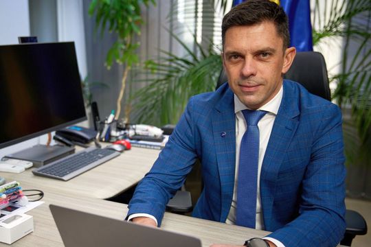 Ministrul Eduard Novak i-a răspuns lui Țiriac / Sursă foto: Facebook