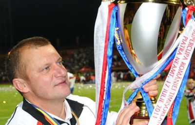 A semnat! Dorinel Munteanu a revenit oficial în antrenorat