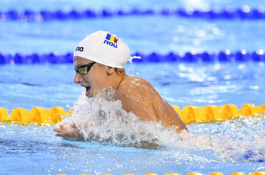 Robert Andrei Badea // foto: Facebook @ FRNPM România, două medalii în ziua a 2-a la Europenele de juniori de la Otopeni » Popovici, AUR la 200m liber + ARGINT la ștafeta combinată de 4x100m liber!