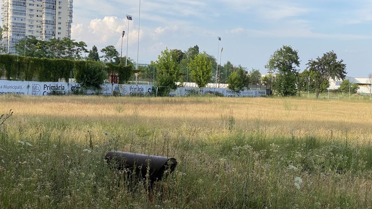 Baza sportivă inaugurată în 2020 de Firea a ajuns un DEZASTRU! Imagini deplorabile din Sectorul 3