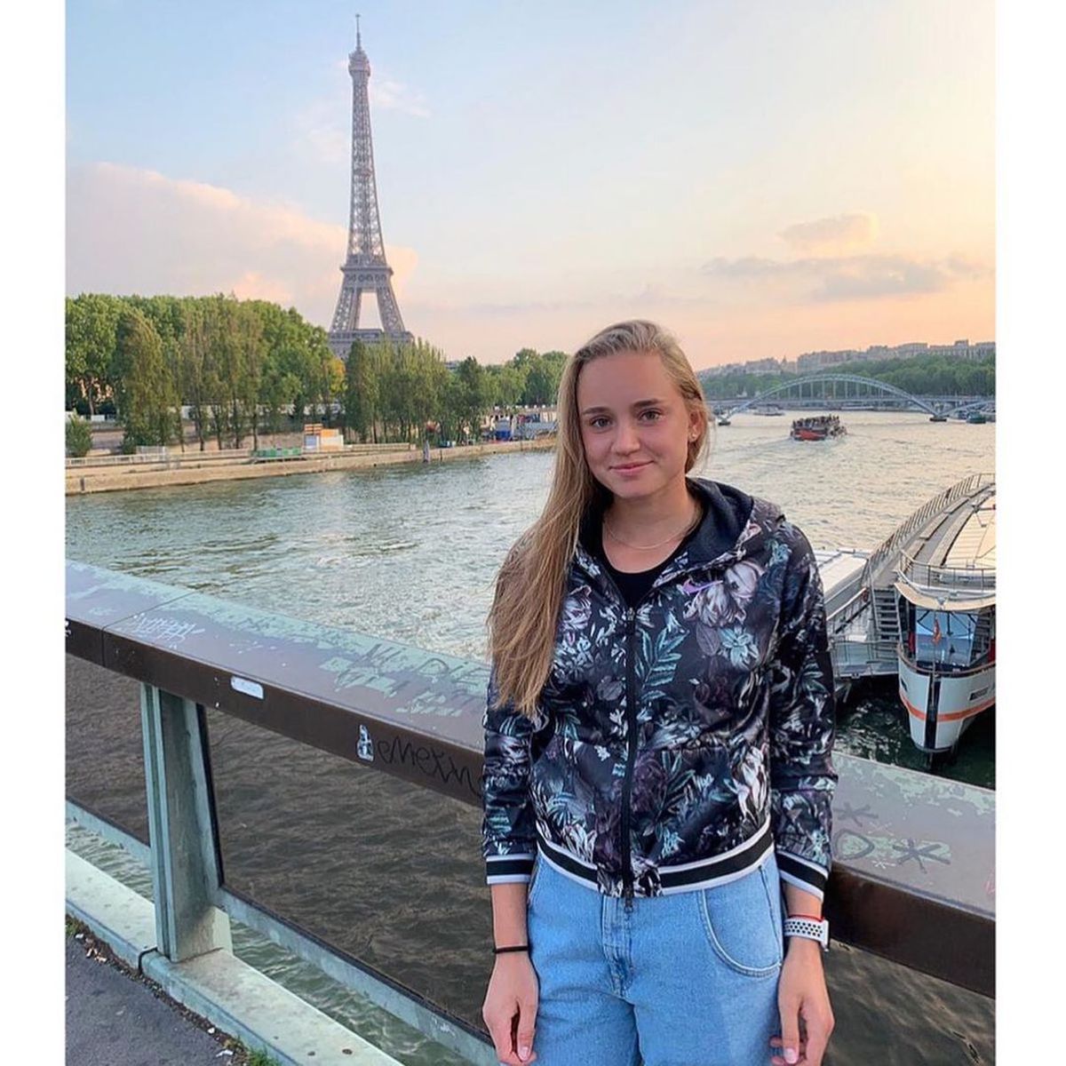 „Te simți rusoaică? Sunt zvonuri că încă trăiești la Moscova!” » Elena Rybakina, asaltată de jurnaliști la Wimbledon