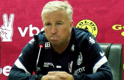 Conferință de presă de 45 de secunde pentru Dan Petrescu la Erevan: „Rezultatul nu este just”