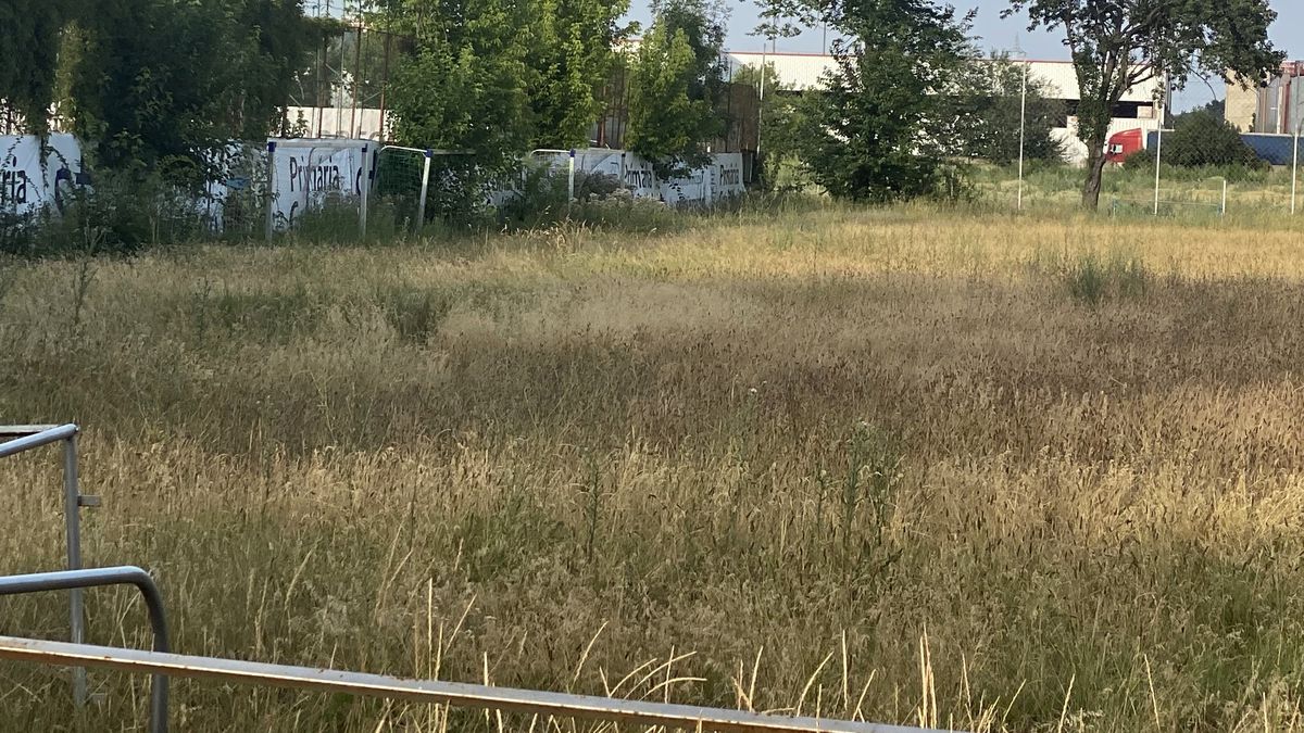 Baza sportivă inaugurată în 2020 de Firea a ajuns un DEZASTRU! Imagini deplorabile din Sectorul 3