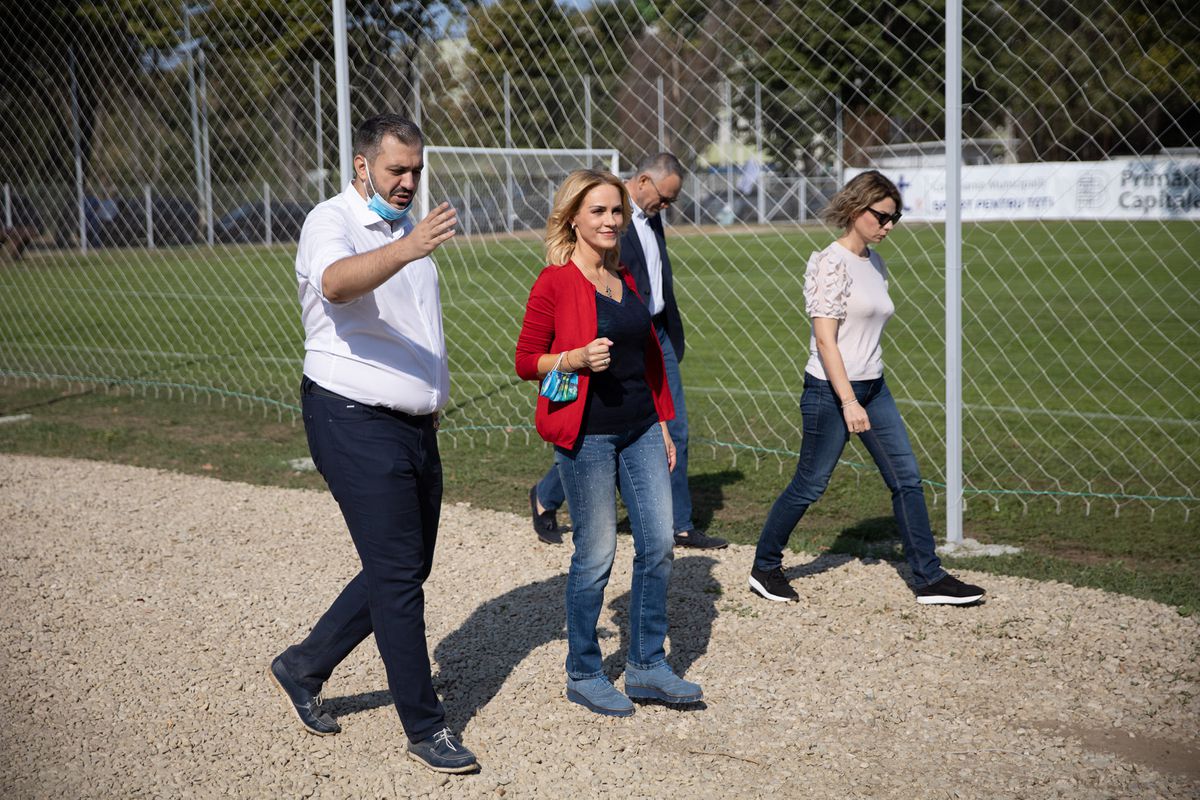 Baza sportivă inaugurată în 2020 de Firea a ajuns un DEZASTRU! Imagini deplorabile din Sectorul 3