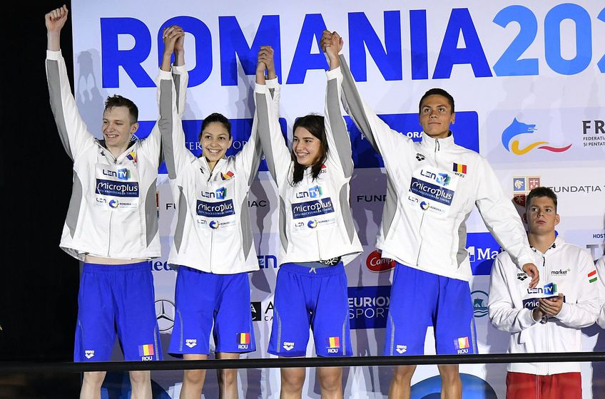 Ziua 2 a Campionatelor Europene de juniori, desfășurate în Complexul de Natație din Otopeni. Dublul campion mondial David Popovici (17 ani) a câștigat medalia de aur la 200m liber. Va participa azi și în finala probei mixte de 4x100 metri liber.