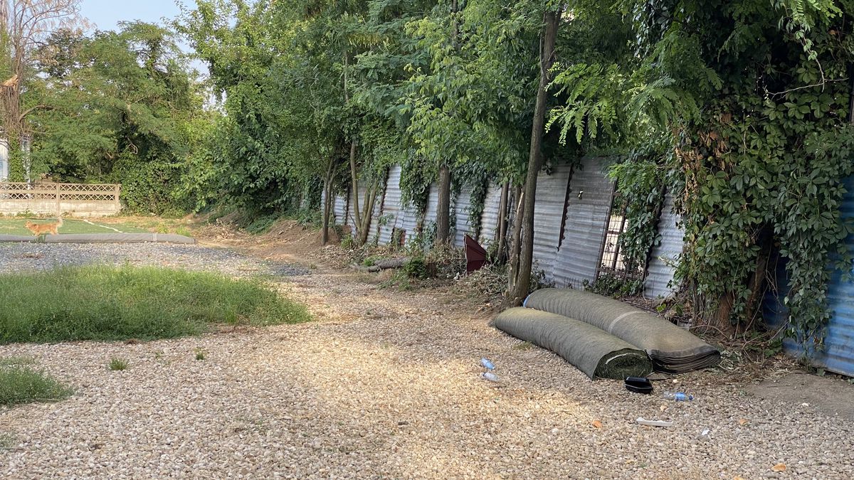 Baza sportivă inaugurată în 2020 de Firea a ajuns un DEZASTRU! Imagini deplorabile din Sectorul 3