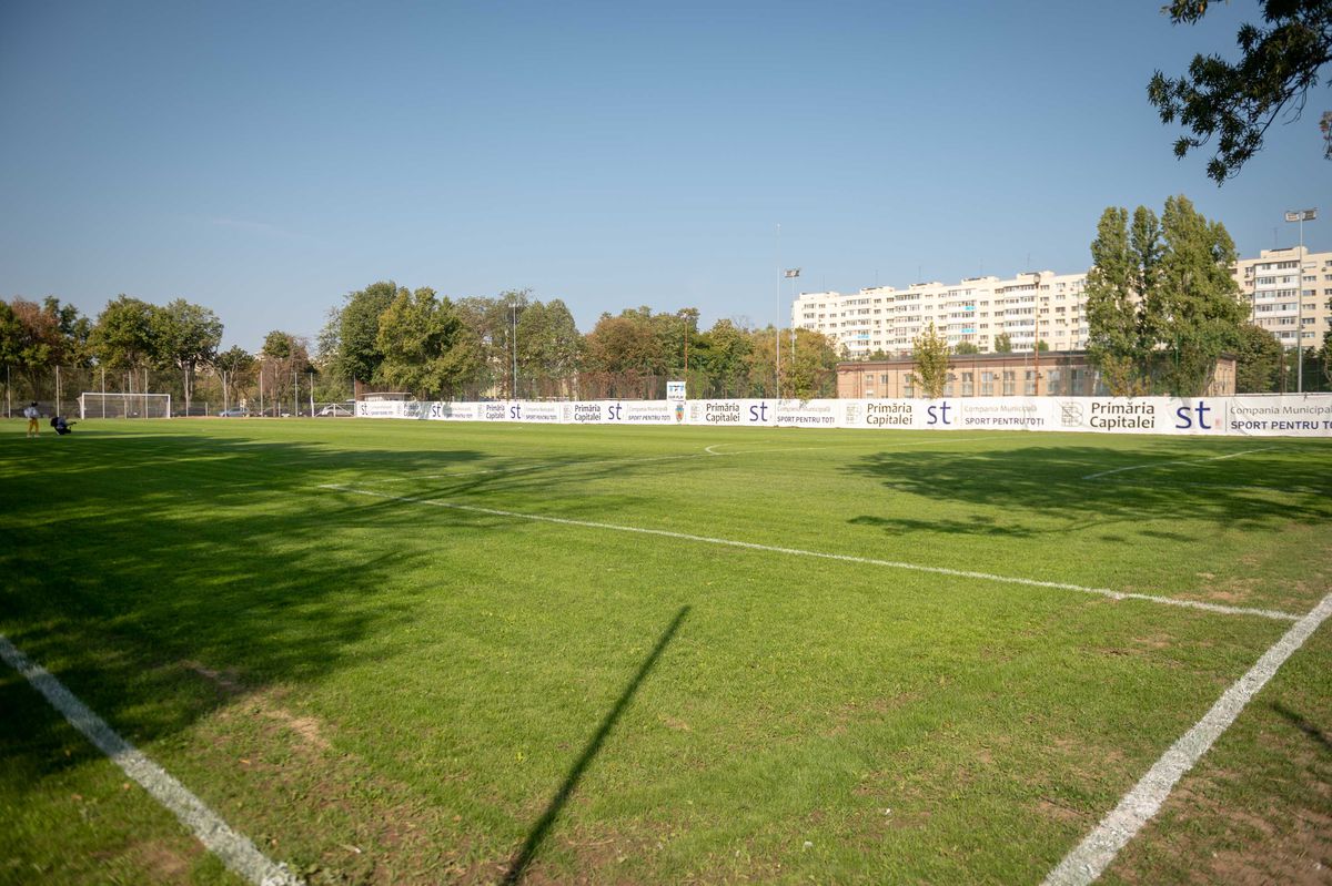 Baza sportivă inaugurată în 2020 de Firea a ajuns un DEZASTRU! Imagini deplorabile din Sectorul 3