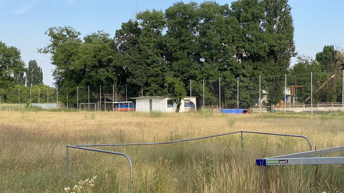 Baza sportivă inaugurată în 2020 de Firea a ajuns un DEZASTRU! Imagini deplorabile din Sectorul 3