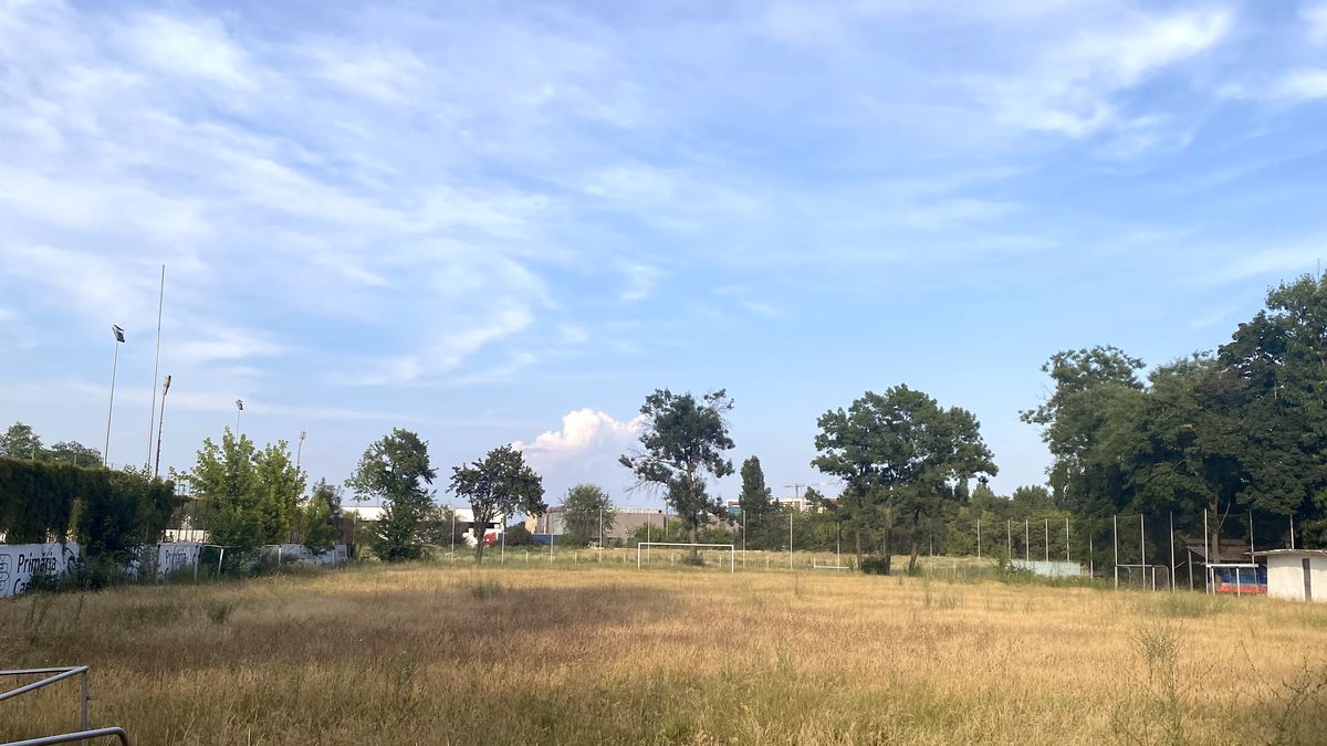 Baza sportivă inaugurată în 2020 de Firea a ajuns un DEZASTRU! Imagini deplorabile din Sectorul 3