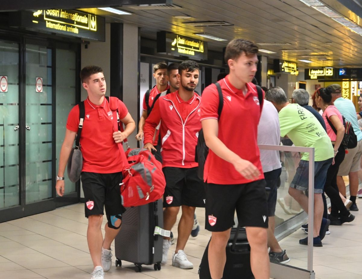 FOTO Dinamo a revenit din cantonamentul din Slovenia 06.07.2023