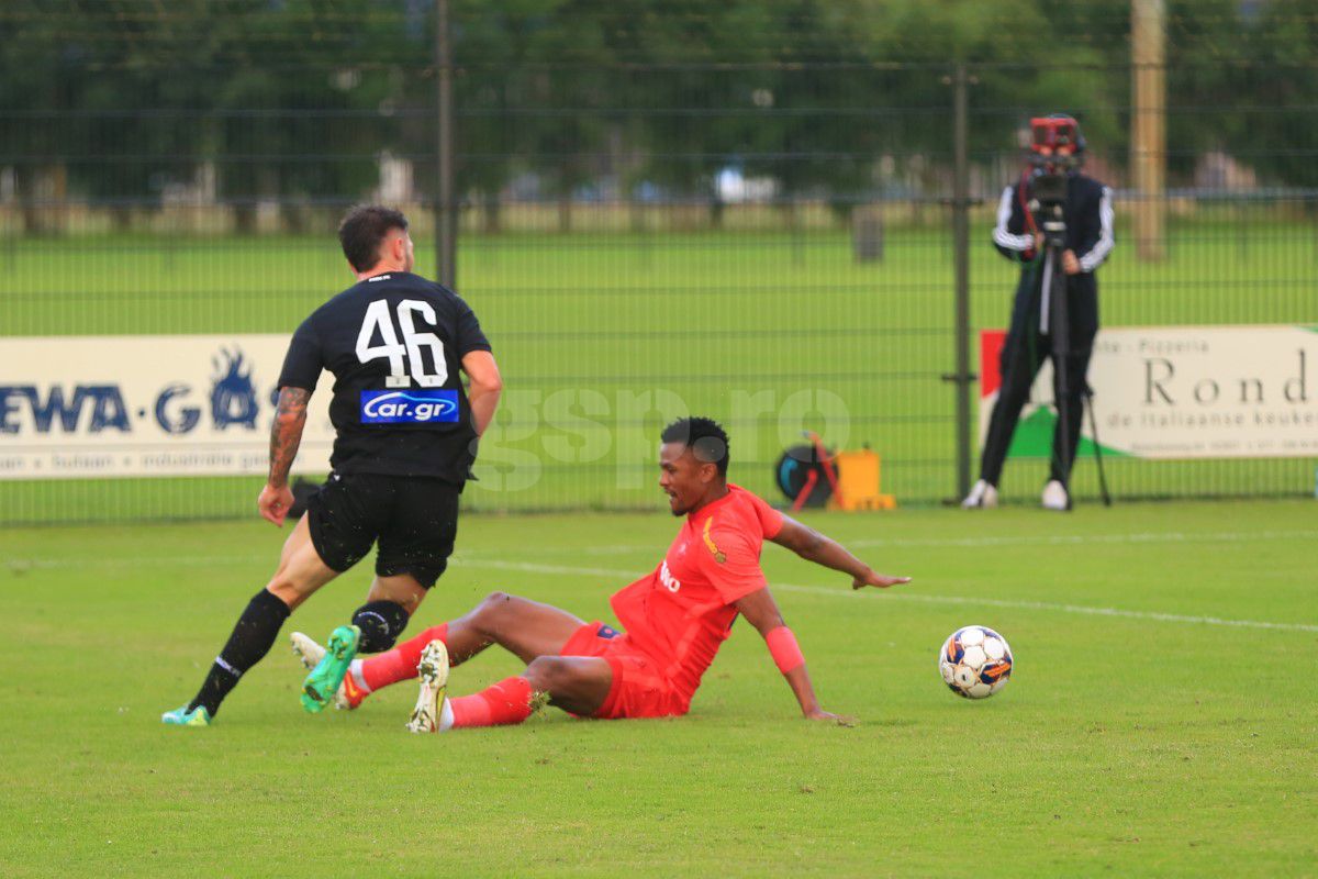 Gafa lui Siyabonga Ngezana în FCSB - PAOK, în cadre succesive