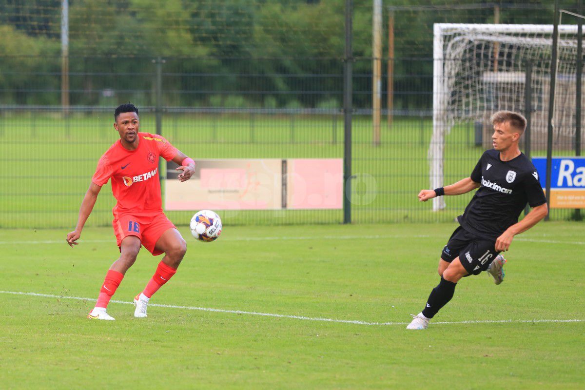 Gafa lui Siyabonga Ngezana în FCSB - PAOK, în cadre succesive