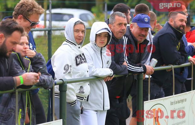 CE APARIȚIE! Un personaj dispărut de peste 10 ani din fotbalul românesc, care a făcut și închisoare, a venit la amicalul FCSB - PAOK: „Sunt șofer de camion în Germania și joc fotbal în Liga a 8-a”