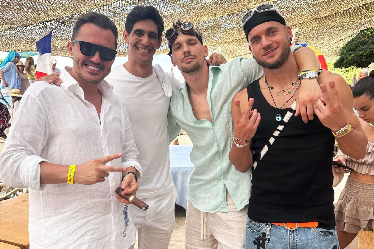 După întâlnirea Alibec - De Bruyne, vedetele naționalei s-au pozat cu un alt star din fotbalul mondial: au petrecut împreună la Cannes