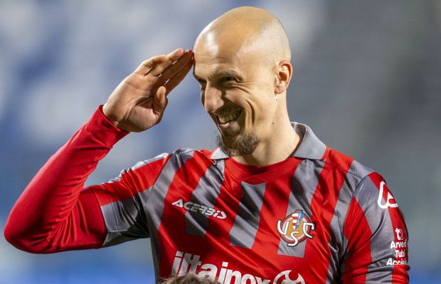 Alertă la FCSB! Gigi Becali îl așteaptă la București pe Chiricheș, dar primește vești proaste din Italia