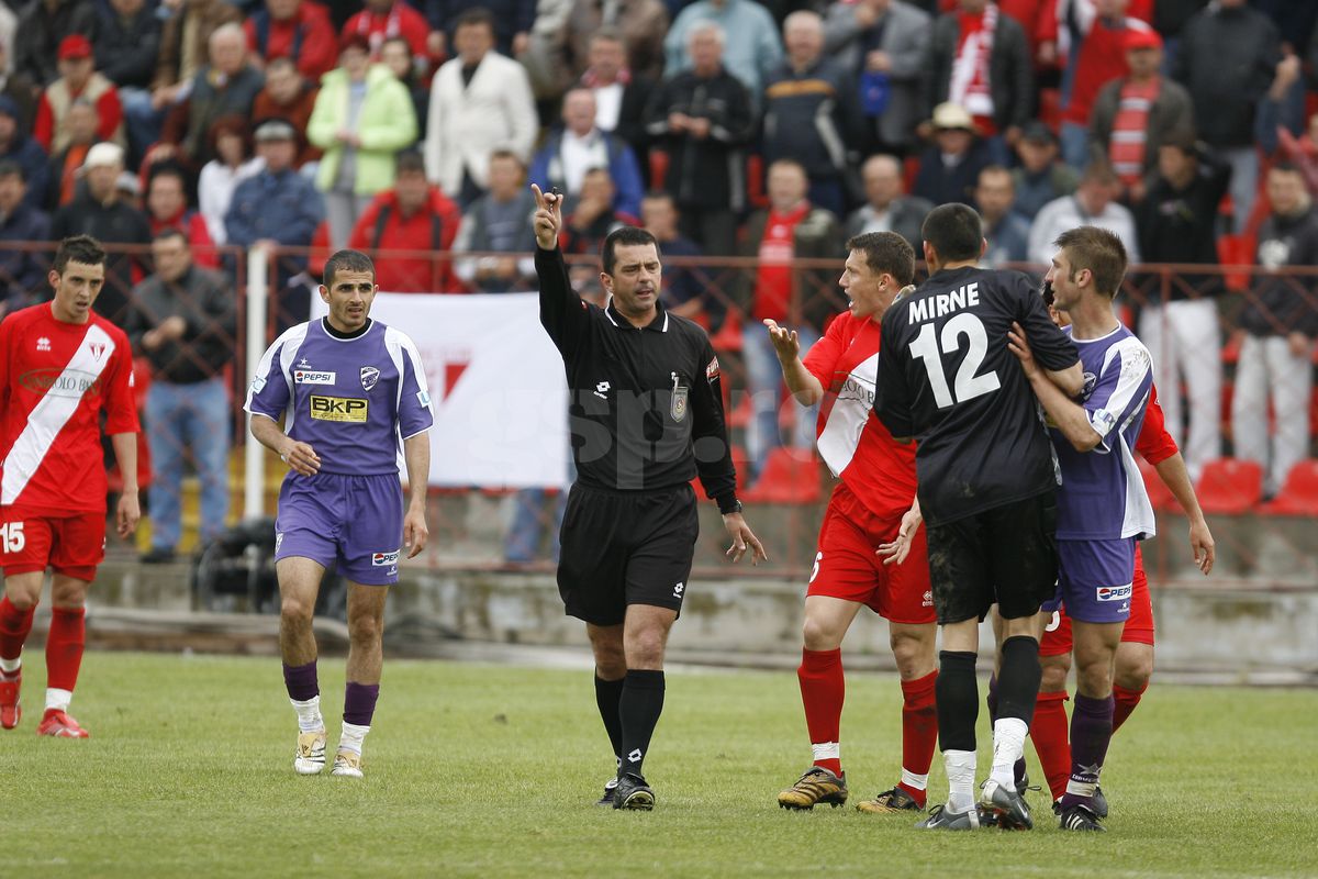 CE APARIȚIE! Un personaj dispărut de peste 10 ani din fotbalul românesc, care a făcut și închisoare, a venit la amicalul FCSB - PAOK: „Sunt șofer de camion în Germania și joc fotbal în Liga a 8-a”