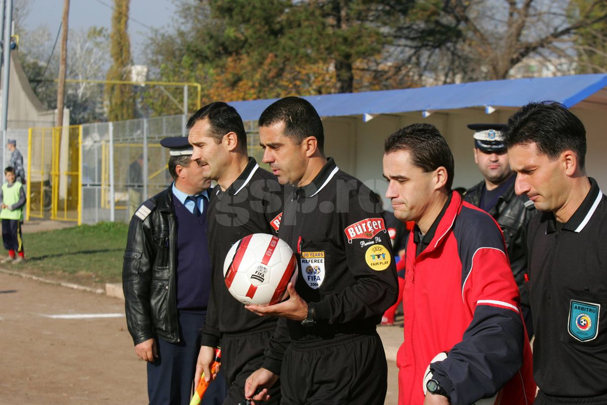CE APARIȚIE! Un personaj dispărut de peste 10 ani din fotbalul românesc, care a făcut și închisoare, a venit la amicalul FCSB - PAOK: „Sunt șofer de camion în Germania și joc fotbal în Liga a 8-a”