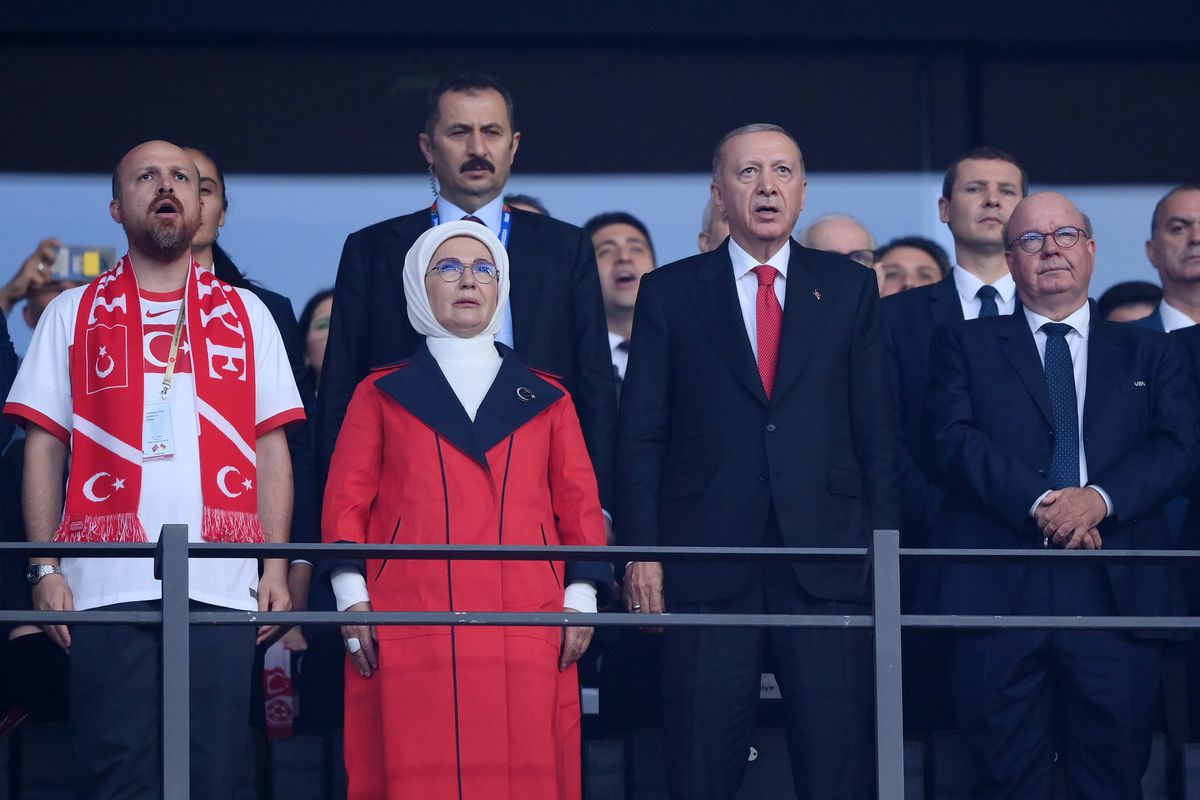 Gestul făcut de fanii turci la Olanda - Turcia