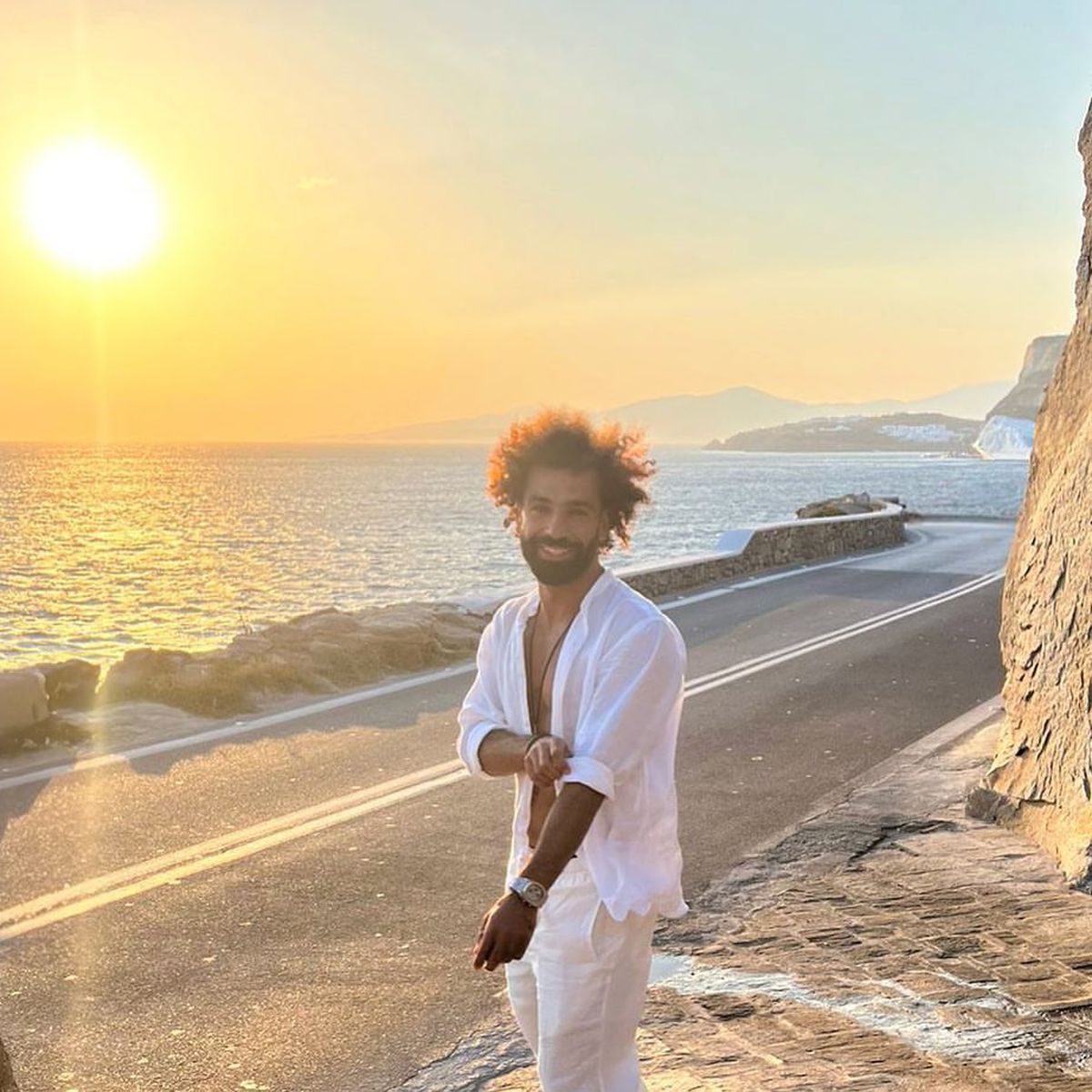 Unul dintre cei mai populari fotbaliști ai lumii, de nerecunoscut la plajă