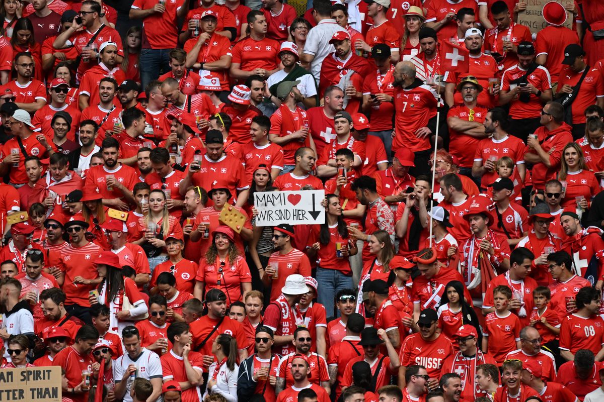 „It's now or never” » Și-a fost acum, ca niciodată! 10 detalii observate de pe stadion la Anglia - Elveția