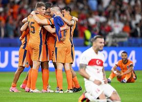 Olanda - Turcia 2-1 » „Portocala” coaptă după pauză: olandezii au întors scorul în numai 6 minute și merg să înfrunte Anglia!