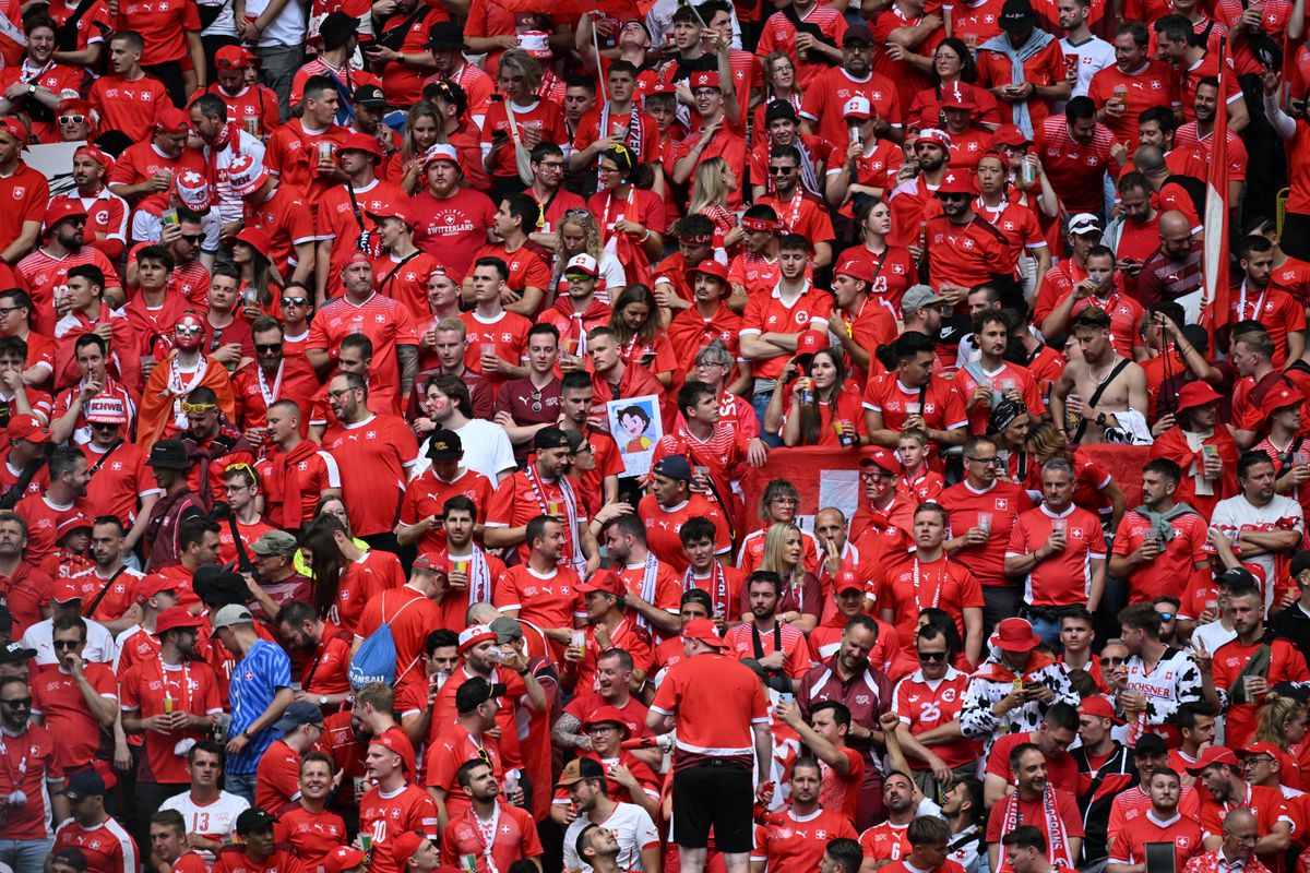 „It's now or never” » Și-a fost acum, ca niciodată! 10 detalii observate de pe stadion la Anglia - Elveția