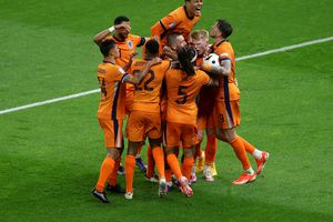 Olanda - Turcia 2-1 » „Portocala” coaptă după pauză: greu, dar olandezii întorc scorul și merg să înfrunte Anglia!