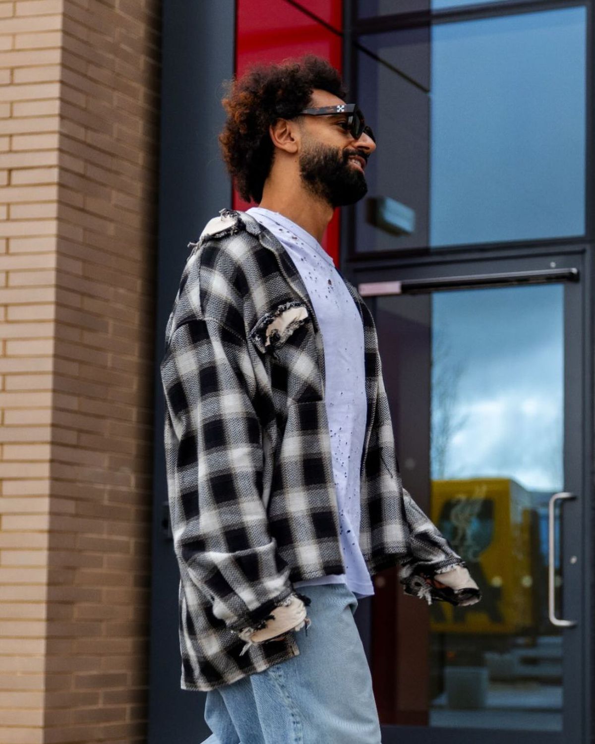 Unul dintre cei mai populari fotbaliști ai lumii, de nerecunoscut la plajă