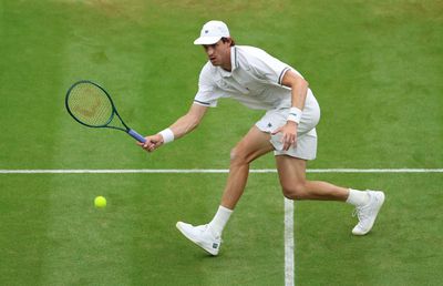 A reușit 46 de ași, dar a fost învins în 5 seturi, după 4 ore și 30 de minute