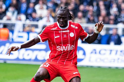 Dinamo ar putea semna cu un fundaș din Ligue 1. Foto: Imago