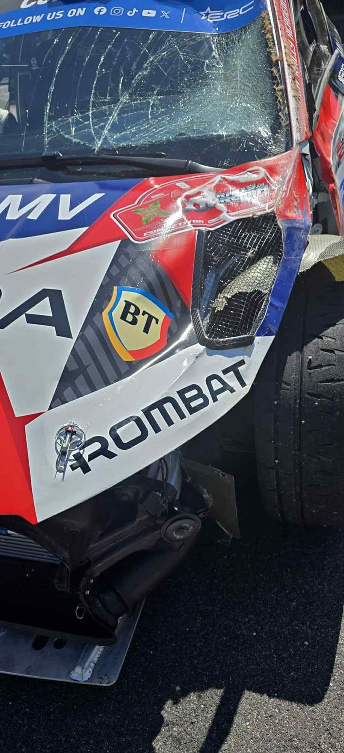 Simone Tempestini, accident în ultima etapă de raliuri » Multiplul campion național a lovit o vacă: iată cum arată mașina după impact